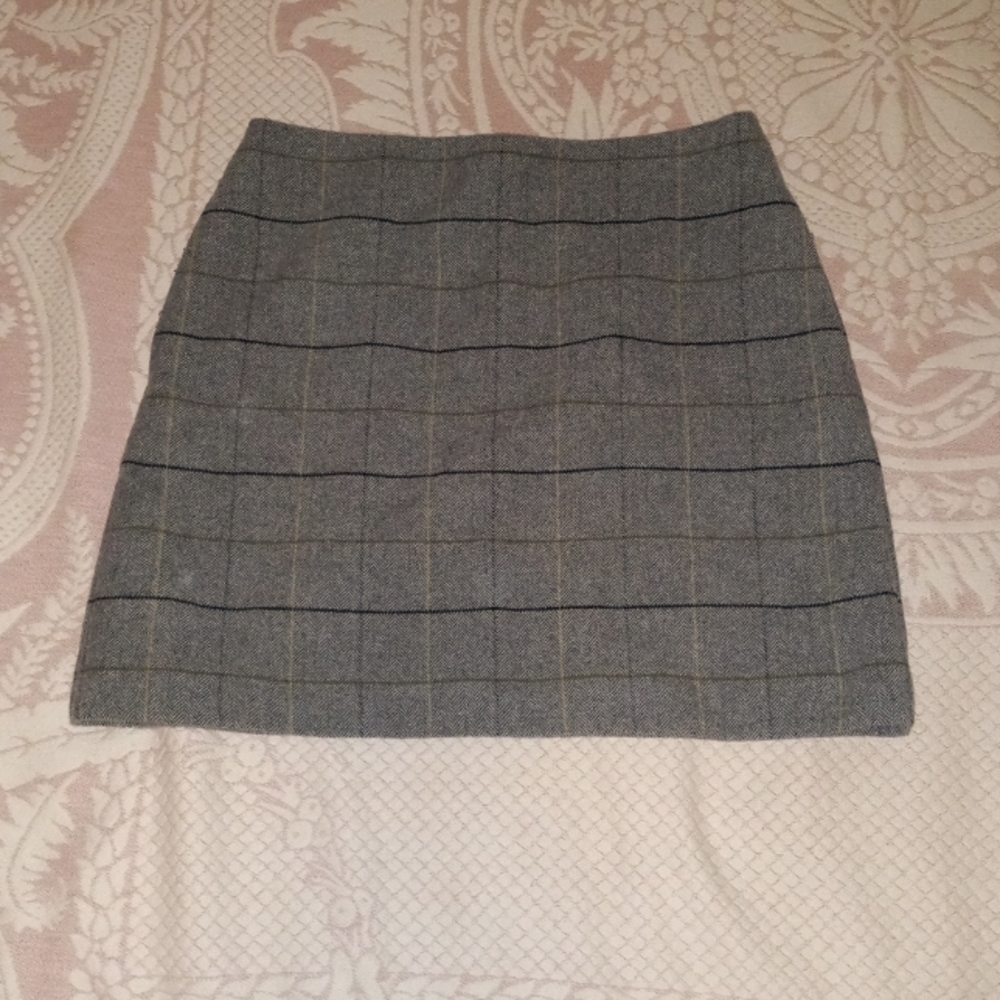 Uniqlo Gray Wool Plaid Mini Skirt